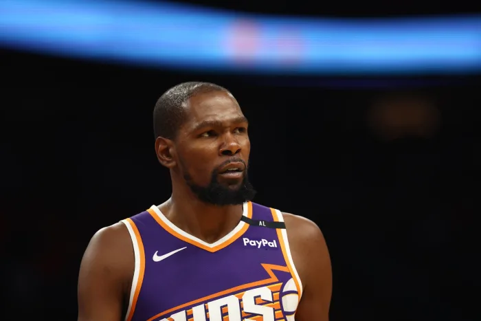 NBA休賽期震撼傳聞:杜蘭特加盟馬刺,交易或已悄然敲定? NBA休賽期震撼傳聞:杜蘭特加盟馬刺,交易或已悄然敲定?