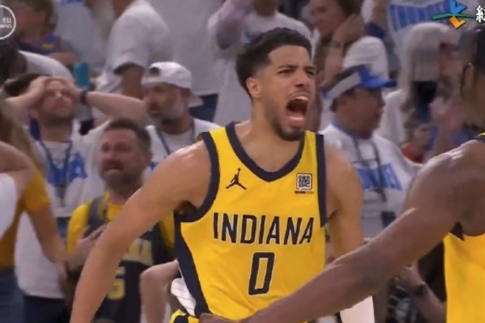 哈利伯頓回應(yīng)批評:用實力回?fù)糍|(zhì)疑,堅守自我籃球之道 哈利伯頓回應(yīng)批評:用實力回?fù)糍|(zhì)疑,堅守自我籃球之道