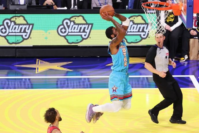 獨行俠續(xù)約歐文計劃生變:從 1.2 億到新考量 獨行俠續(xù)約歐文計劃生變:從 1.2 億到新考量