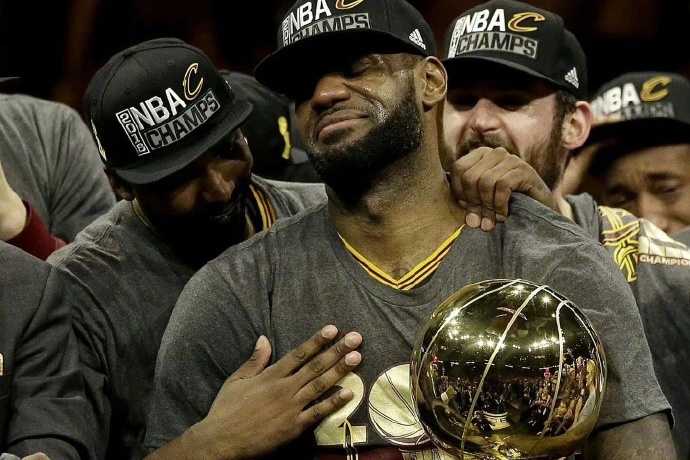 九年前的今天,騎士完成總決賽驚天逆襲,鑄就傳奇 九年前的今天,騎士完成總決賽驚天逆襲,鑄就傳奇