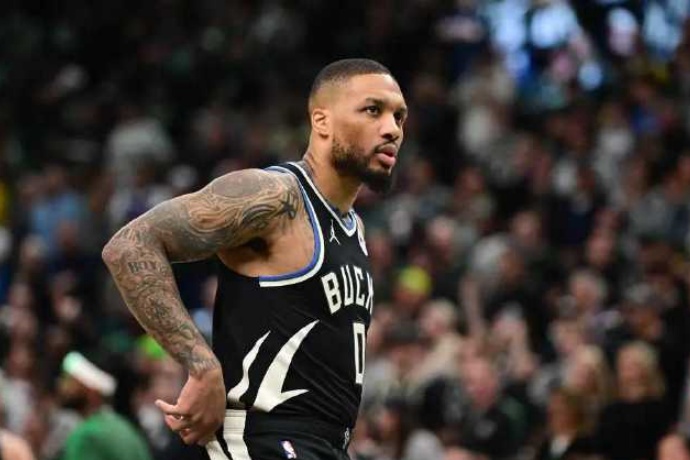 雄鹿用延伸條款裁掉利拉德,背后是無奈與現實的抉擇  雄鹿用延伸條款裁掉利拉德,背后是無奈與現實的抉擇