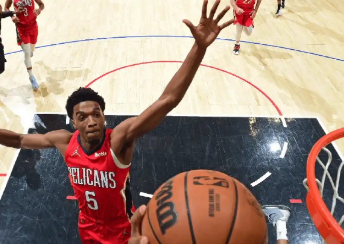 赫伯特?瓊斯 3 年 6800 萬(wàn)續(xù)約鵜鶘,球隊(duì)防守基石留隊(duì) 赫伯特?瓊斯 3 年 6800 萬(wàn)續(xù)約鵜鶘,球隊(duì)防守基石留隊(duì)