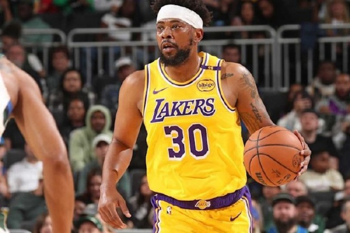 曝斯瑪特將以兩年 1100 萬美元加盟湖人 曝斯瑪特將以兩年 1100 萬美元加盟湖人