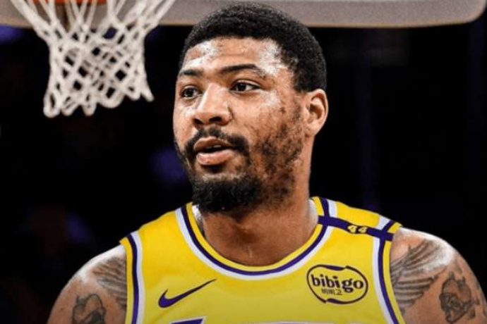 斯馬特放棄近 700 萬薪資加盟湖人,新賽季薪資 510 萬美元 斯馬特放棄近 700 萬薪資加盟湖人,新賽季薪資 510 萬美元